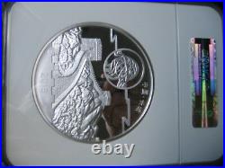 Panda-Moon Festival Medal 2015 1 Kilo China Bi-Metal Silver. 999 Space Gold